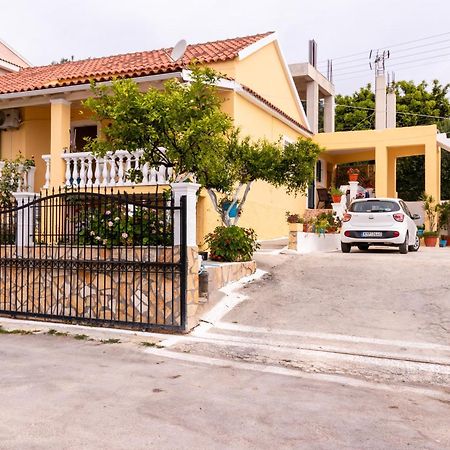 شقة Dimitris House Petriti المظهر الخارجي الصورة