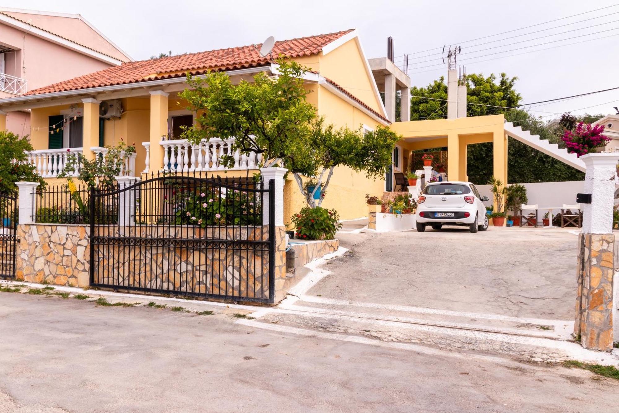 شقة Dimitris House Petriti المظهر الخارجي الصورة