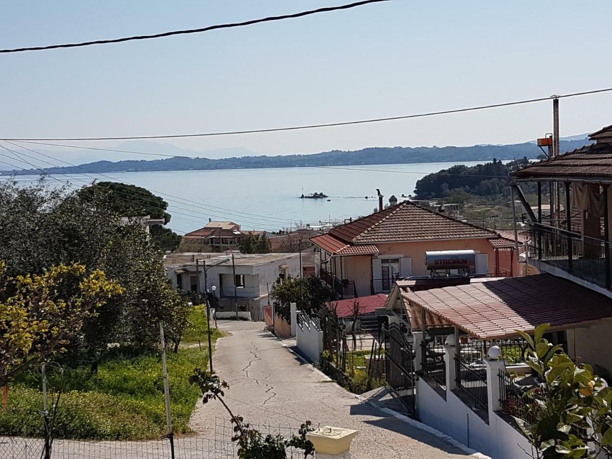 شقة Dimitris House Petriti المظهر الخارجي الصورة